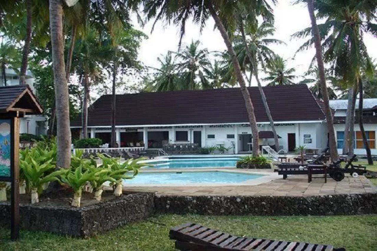 Kenya Bay Beach Hotel Bamburi Exterior foto